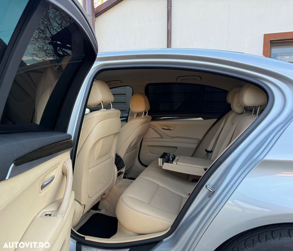BMW Seria 5 520d xDrive Aut. Luxury Line - 11