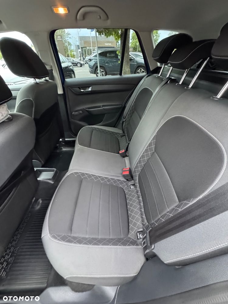 Skoda Fabia 1.0 Ambition - 26