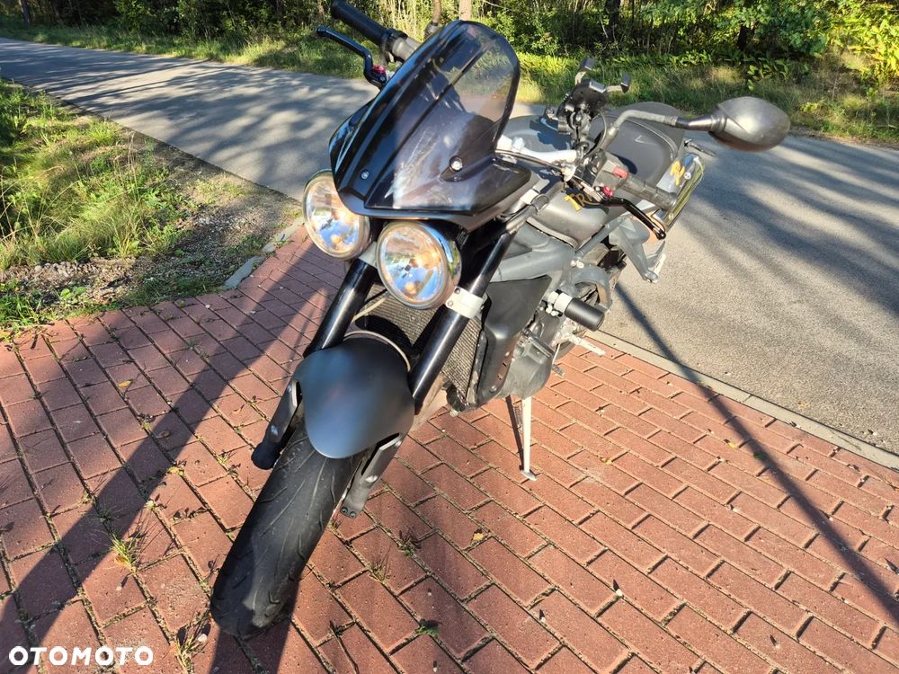 Triumph Street Triple - 9