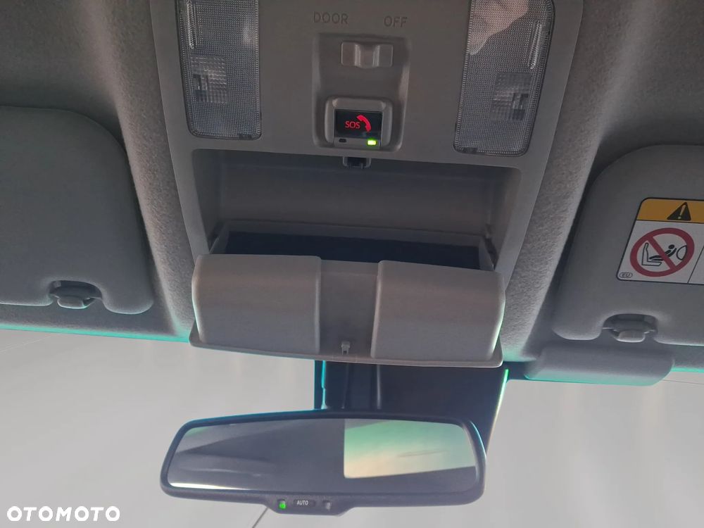 Toyota Hilux 2.8 D-4D mHEV Double Cab Executive 4x4 - 28