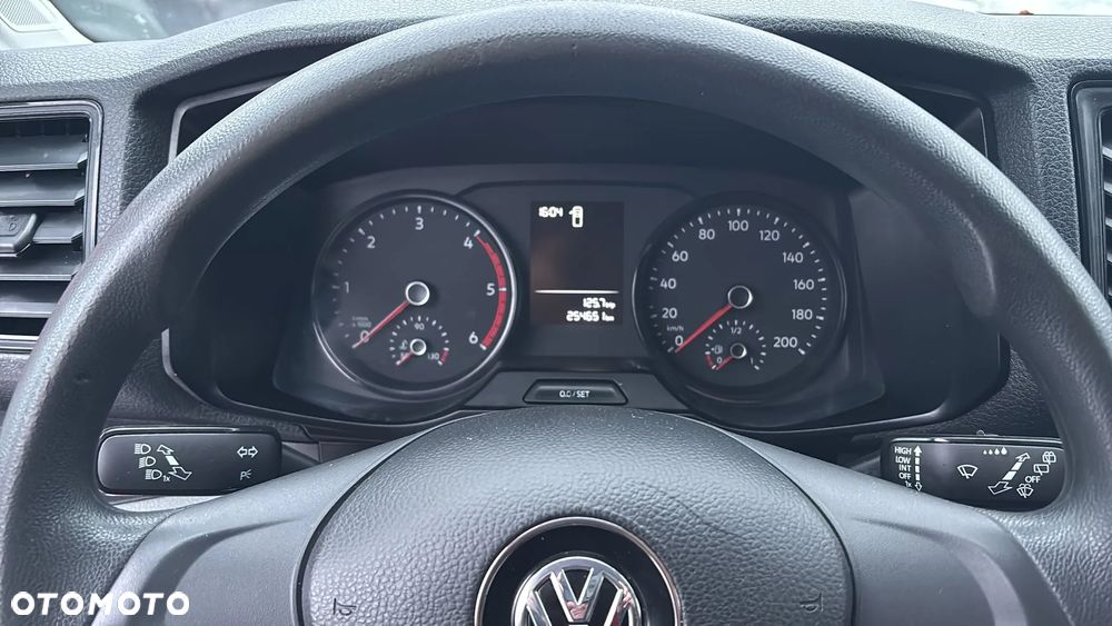 Volkswagen Crafter - 11