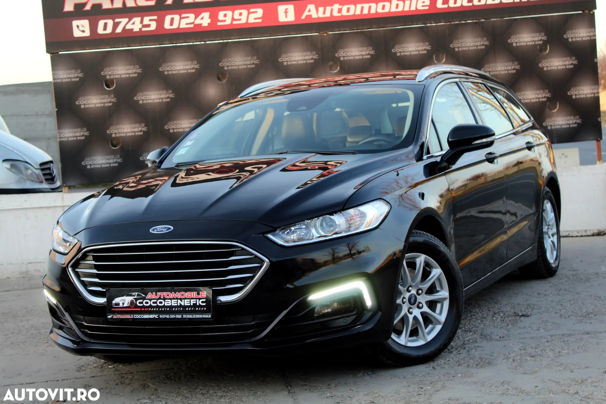 Ford Mondeo 2.0 HEV Titanium - 3