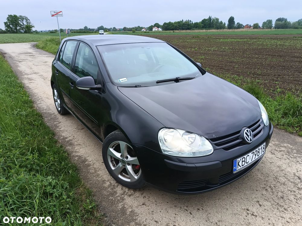Volkswagen Golf - 5