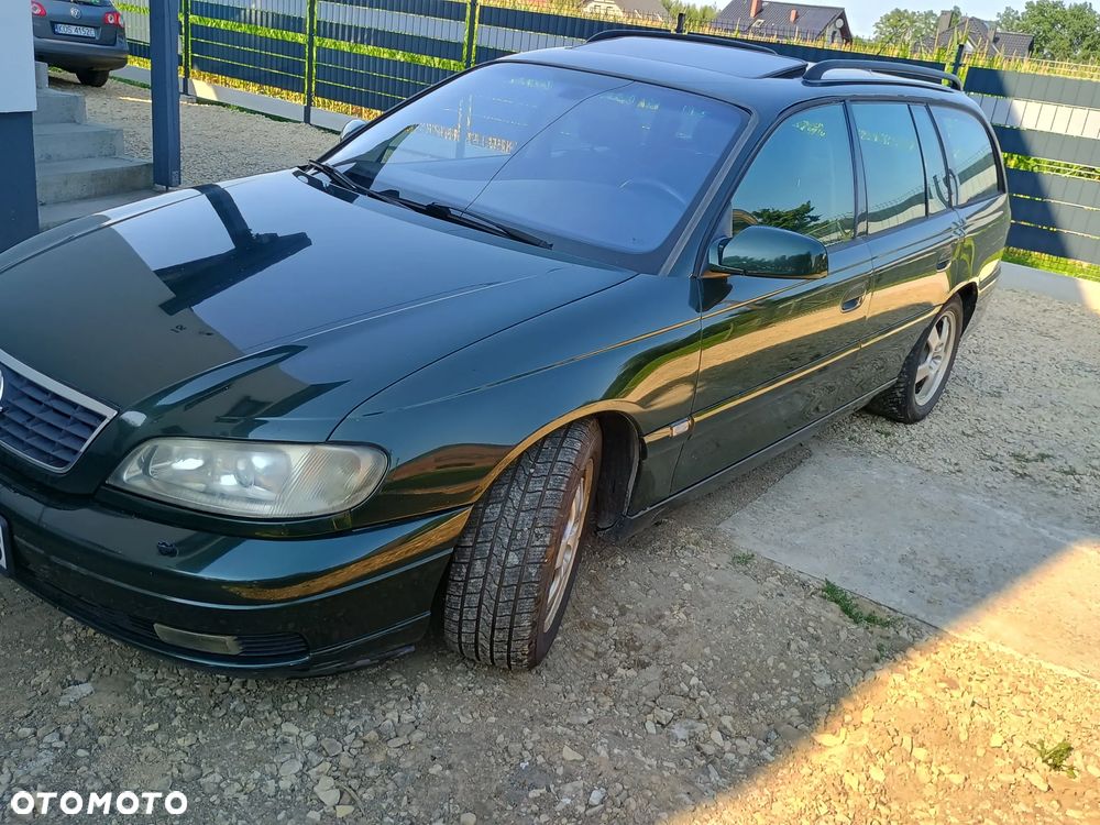 Opel Omega - 1