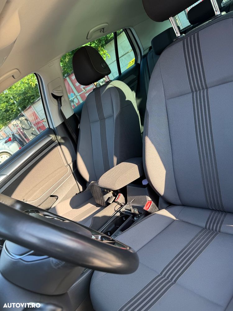 Volkswagen Golf 1.6 TDI 4Motion BlueMotion Technology Allstar - 4