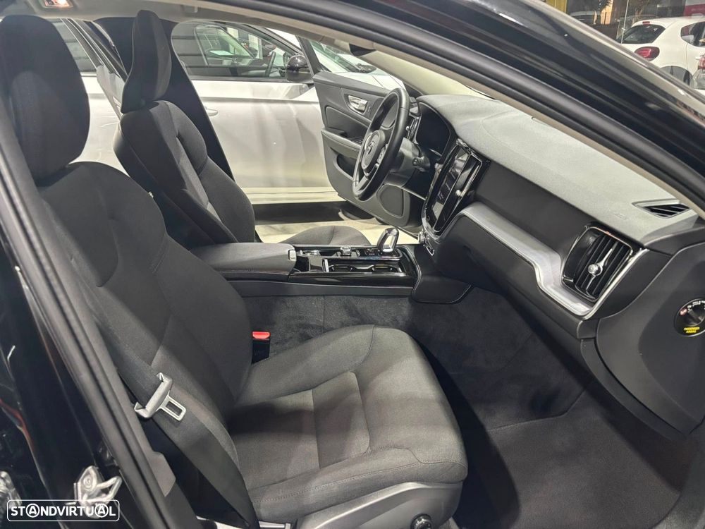 Volvo V60 2.0 T6 AWD TE Inscription Expression - 22