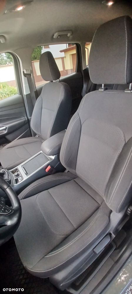 Ford Kuga - 6