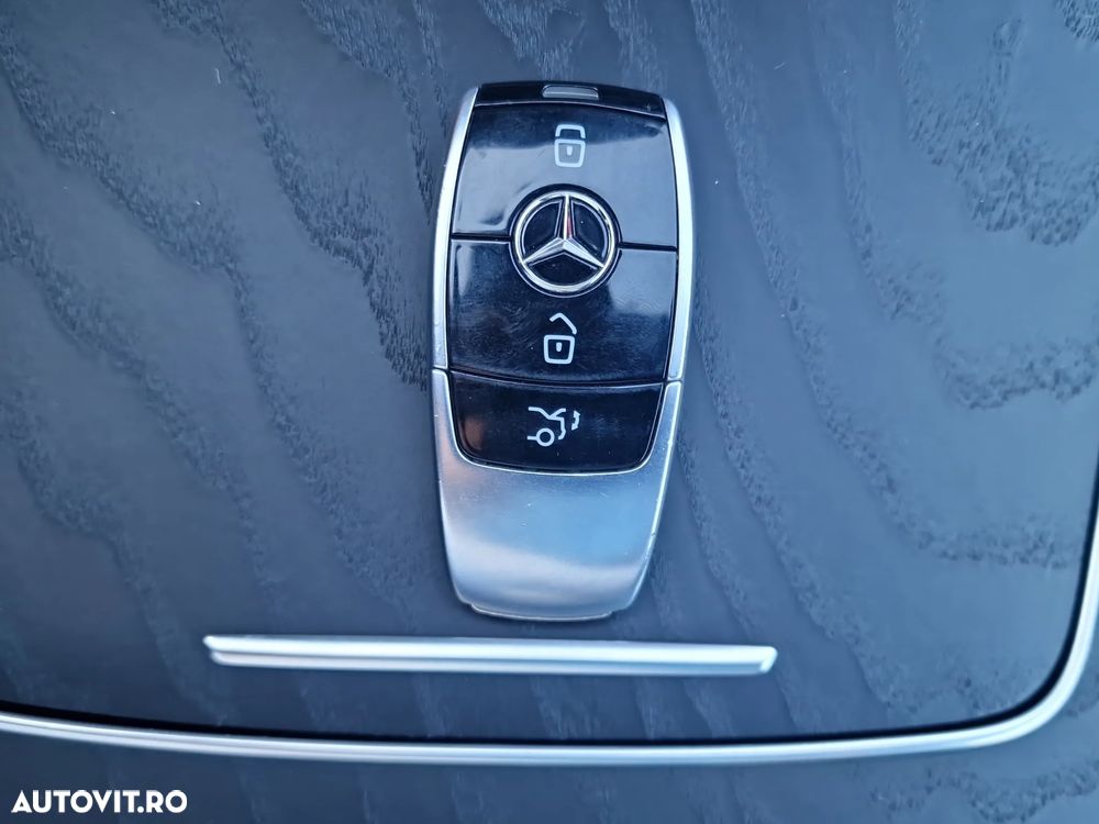 Mercedes-Benz E - 24