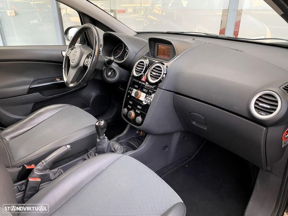 Opel Corsa 1.3 CDTi Cosmo - 10