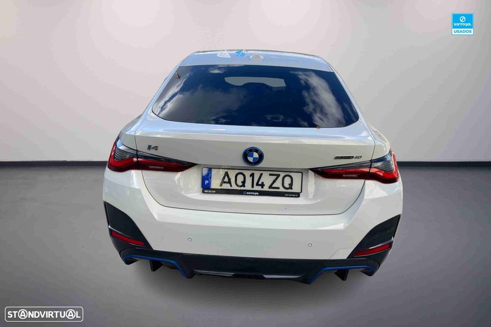 BMW i4 eDrive40 Desportiva M - 4