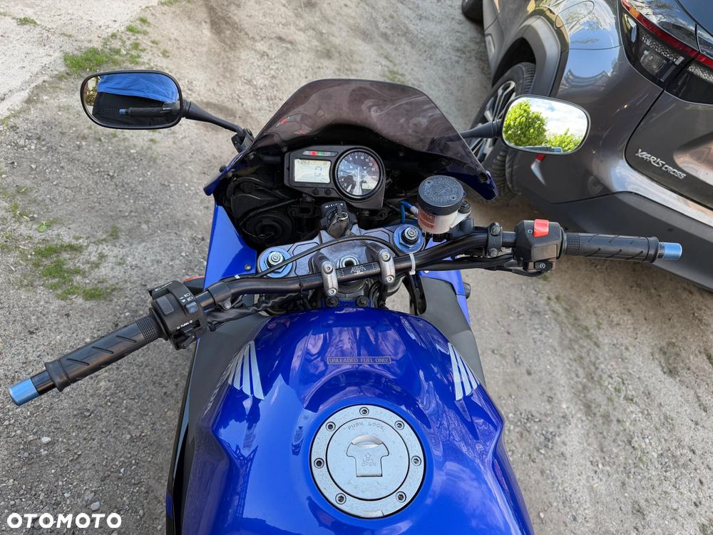 Honda CBR - 7