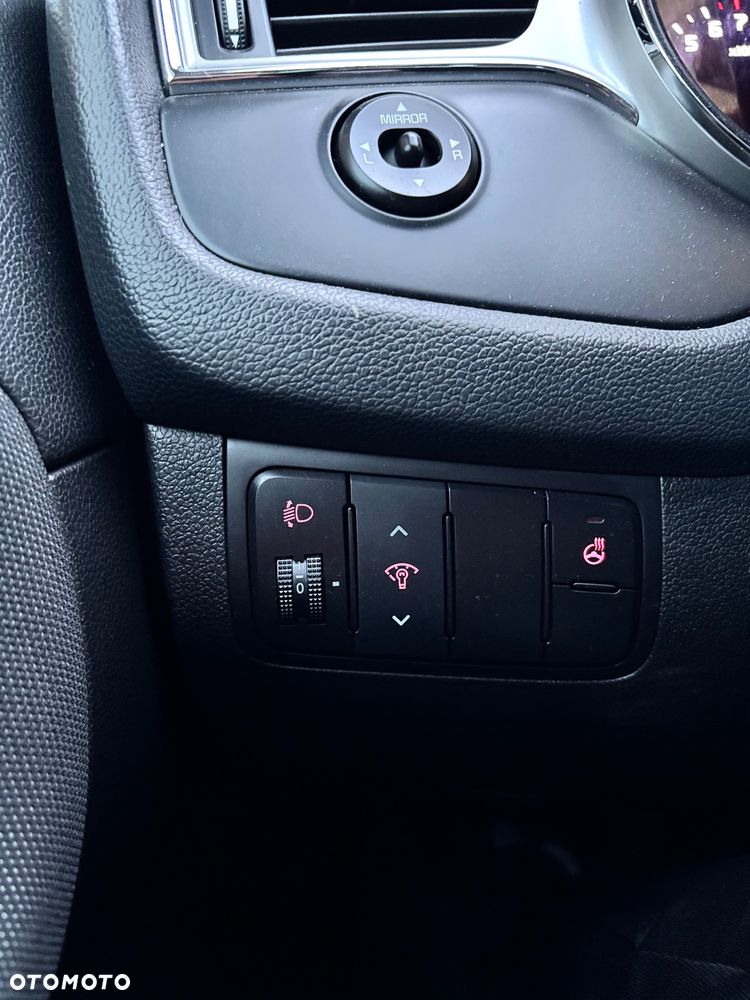 Kia Ceed 1.4 L Business Line - 11