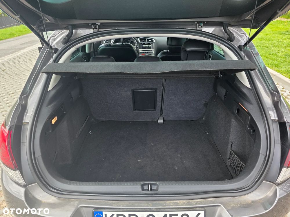 Citroën C4 e-HDi 115 ETG6 Exclusive - 14
