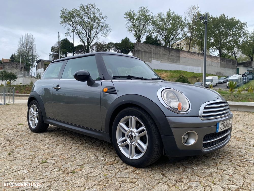 MINI 3 Portas One D - 2