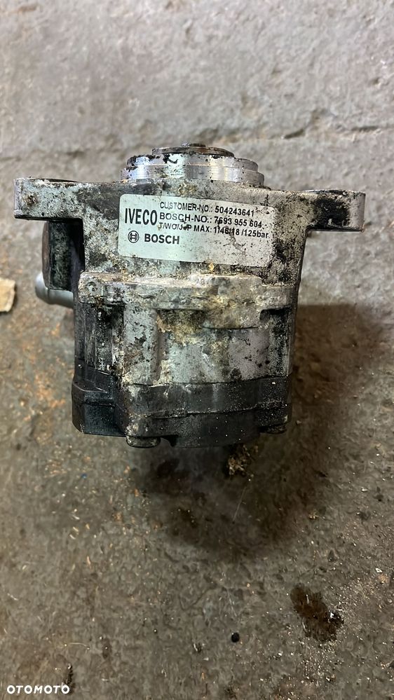 Iveco Daily 3.0 E4 E5 E6 pompa wspomagania 504243641 - 1
