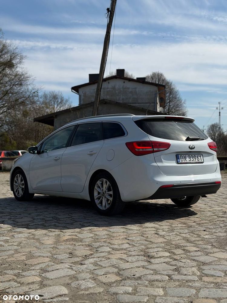 Kia Ceed 1.6 CRDi M DCT - 11