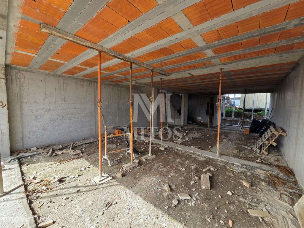 Extraordinária Moradia T3 em fase de construção, para venda, na Mea... - Grande imagem: 3/11