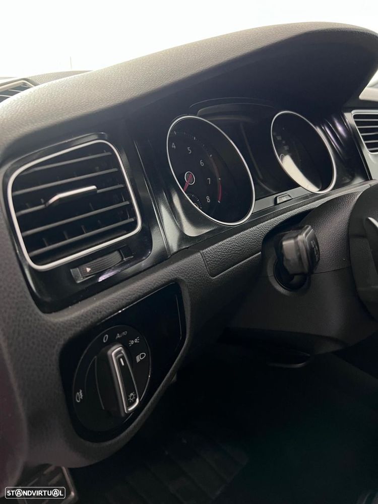 VW Golf GTI BlueMotion DSG - 34