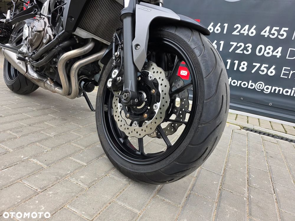 Yamaha MT - 28