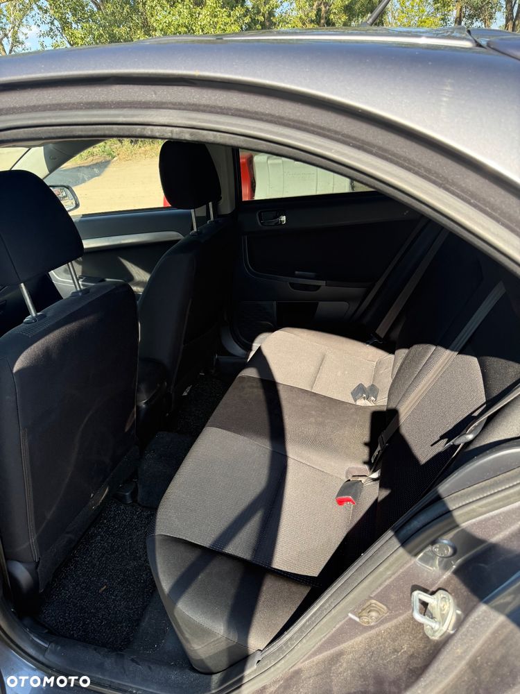 Mitsubishi Lancer Sportback 1.6 ClearTec - 10