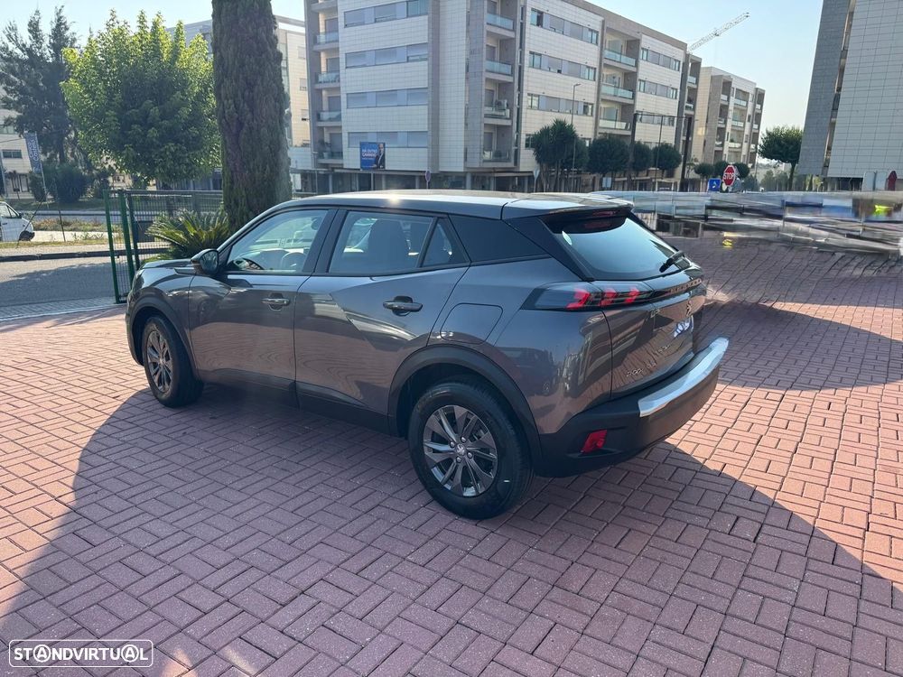Peugeot 2008 1.2 PureTech Active Pack - 4