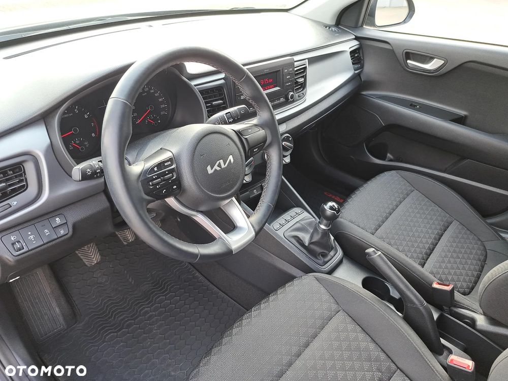 Kia Rio 1.2 M - 10