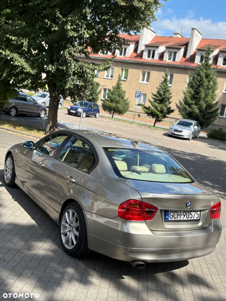 BMW Seria 3 320d - 5