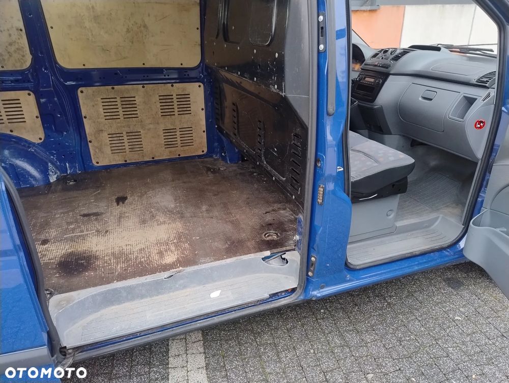 Mercedes-Benz VITO 111 CDI (110KM) 6-BIEGÓW (L2H1) LONG STAN IDEALNY 100% BEZWYPADKOWY 100% SERWIS KM NIE MA RDZY ! ! ! - 23