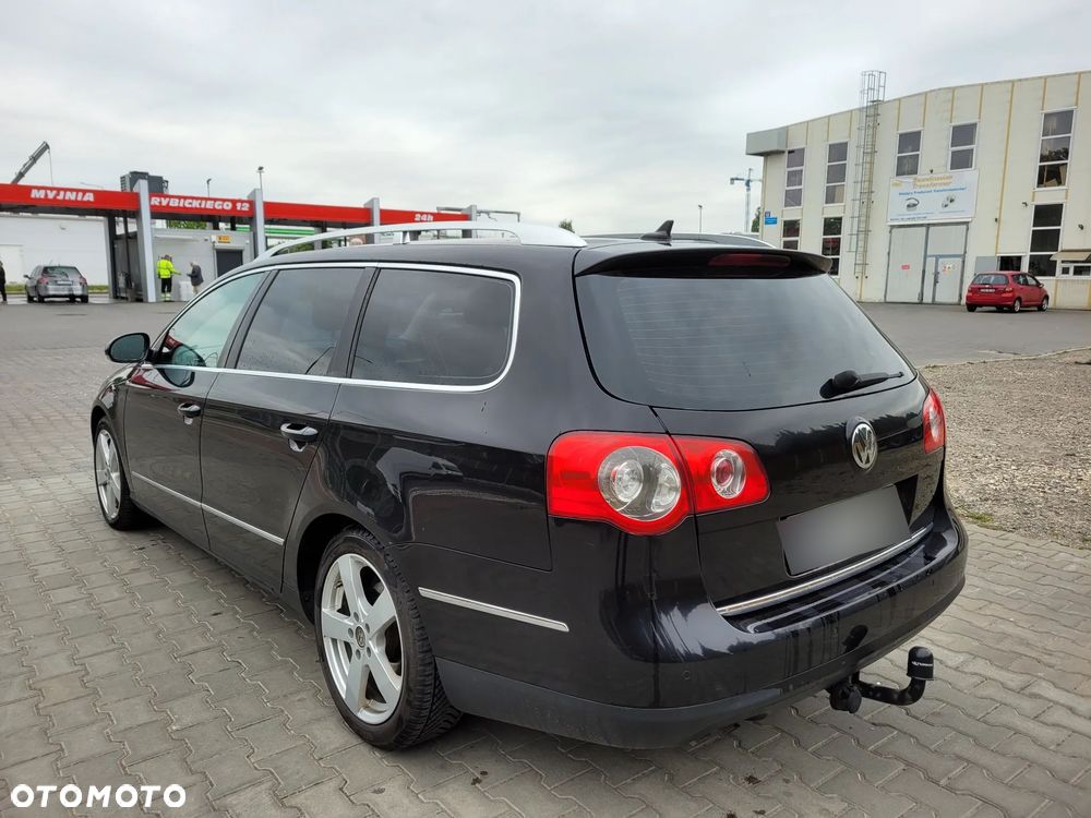 Volkswagen Passat - 4
