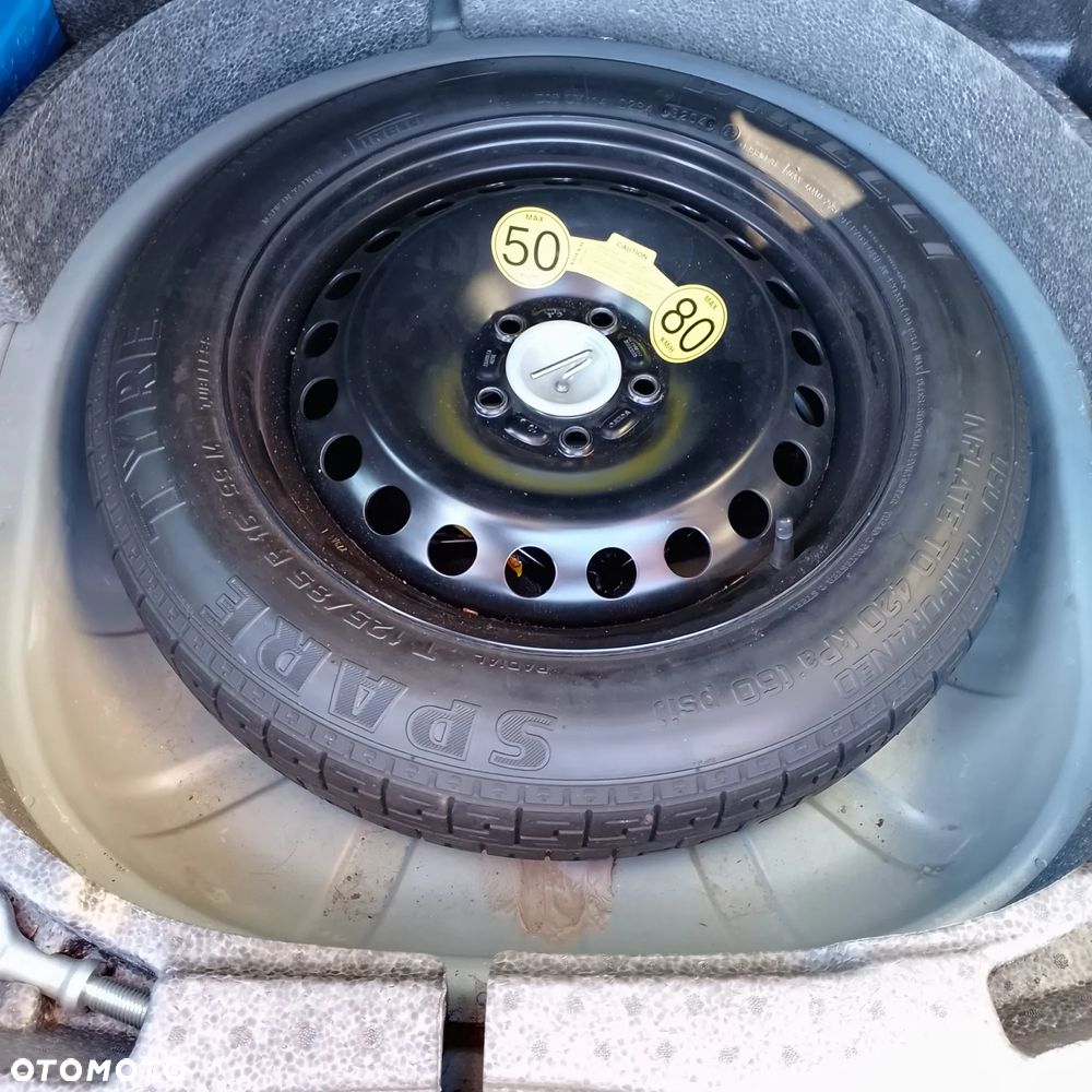 Volvo V50 2.4 Kinetic - 13