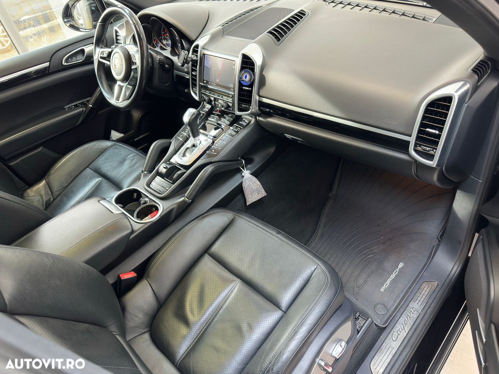 Porsche Cayenne Diesel Platinum Edition - 7