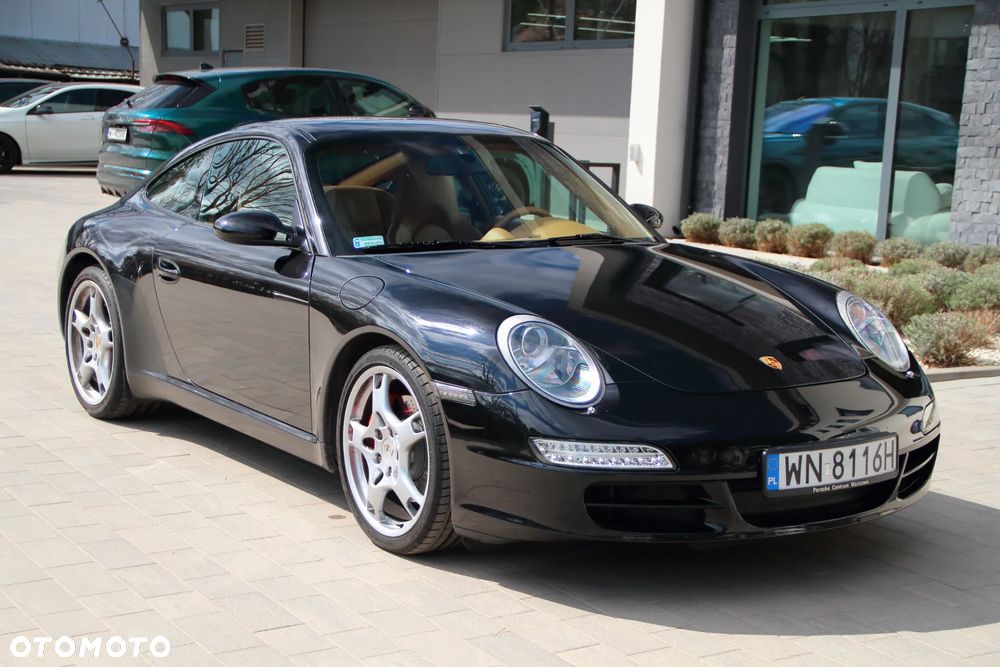 Porsche 911 Carrera S - 1