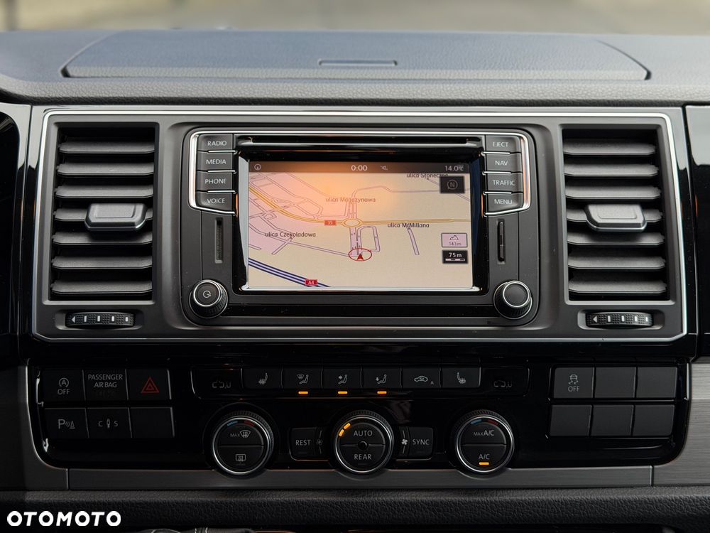 Volkswagen Multivan 2.0 BiTDI L1 Generation SIX - 30