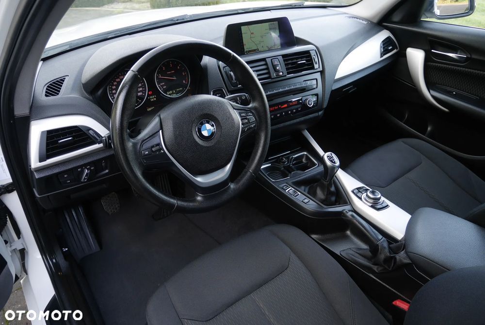 BMW Seria 1 118d DPF Edition Sport - 24