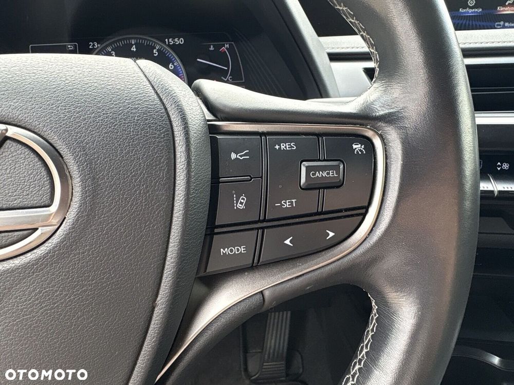 Lexus UX 200 GPF F Impression 2WD - 19