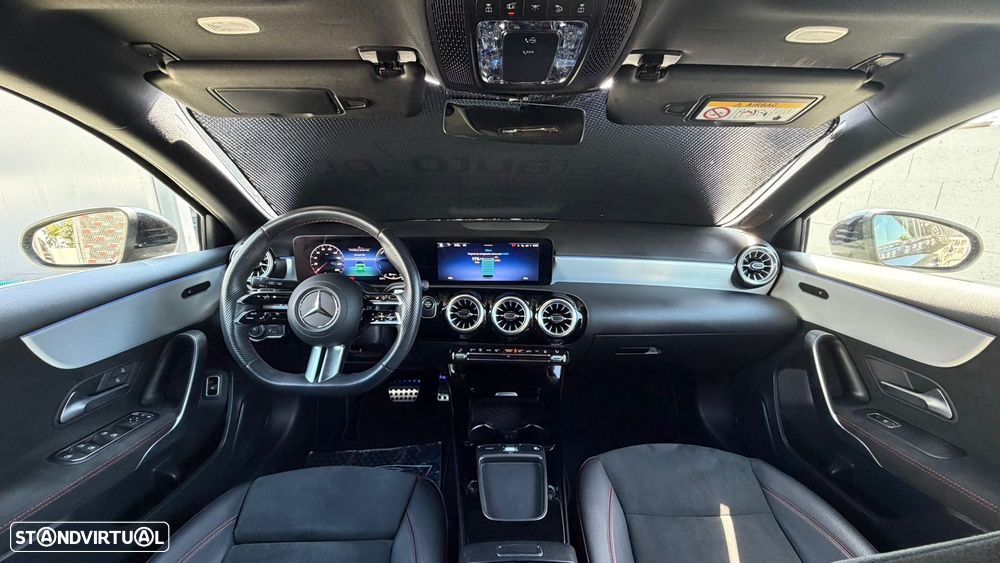 Mercedes-Benz A 250 e AMG Line - 23