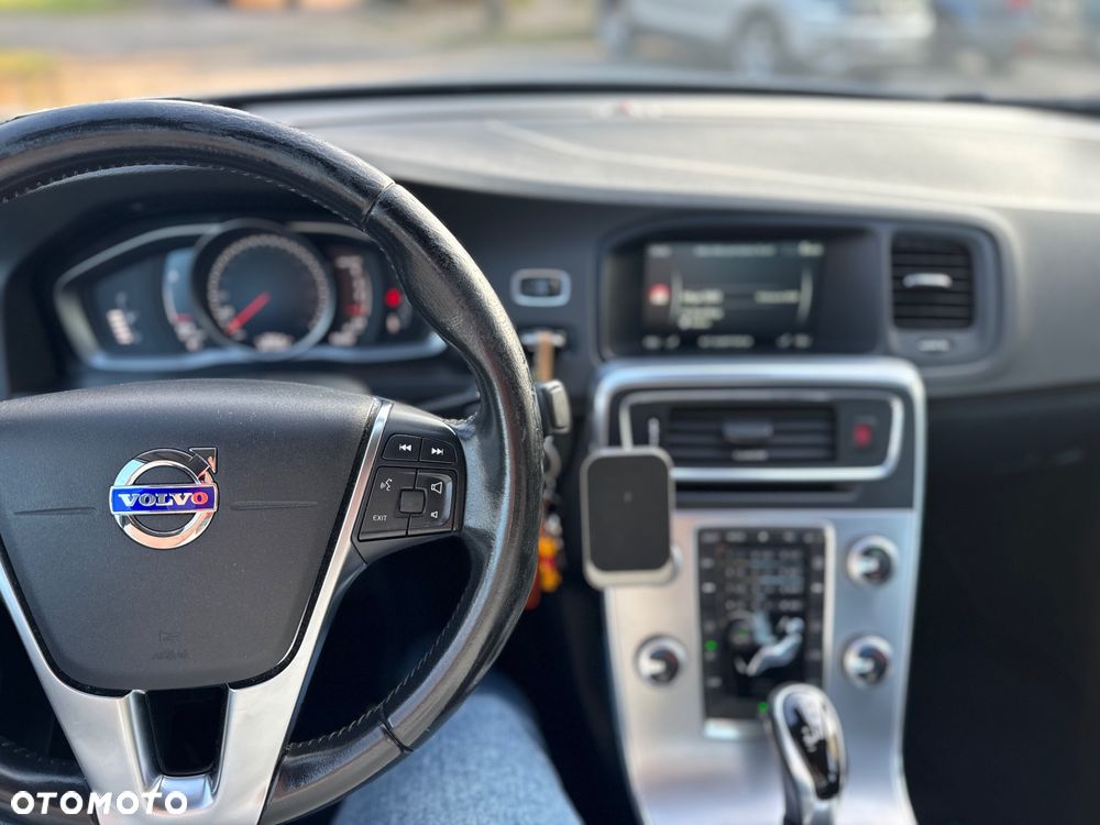 Volvo S60 D4 Drive-E Momentum - 14