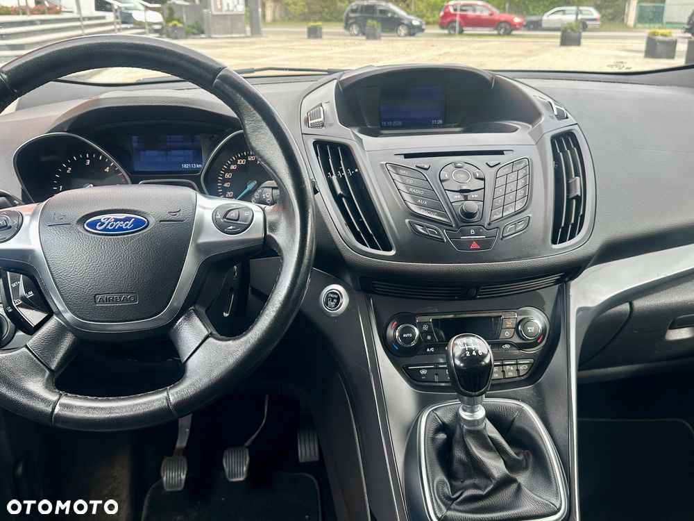 Ford Kuga - 17