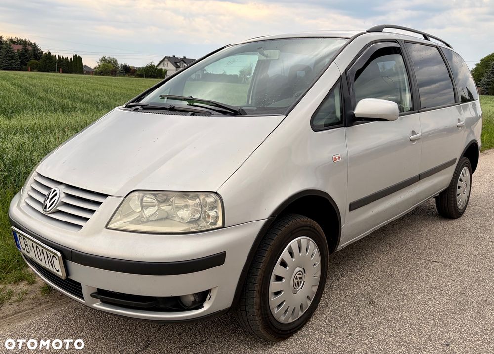 Volkswagen Sharan 1.9 TDI Comfortline Family - 2