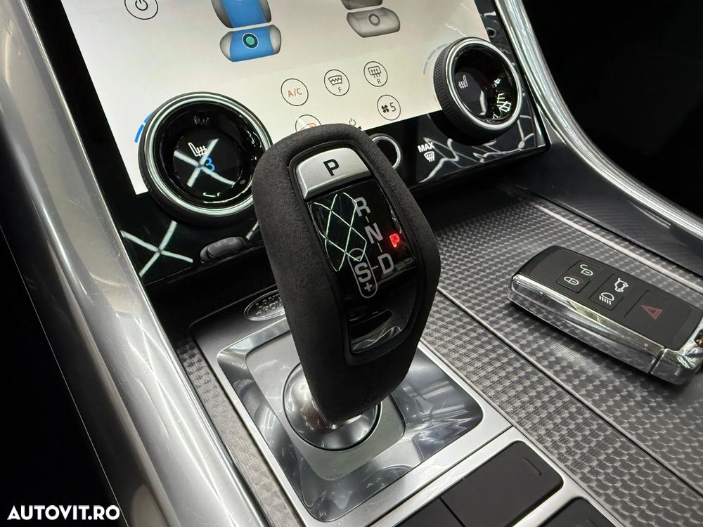 Land Rover Range Rover Sport 3.0 L HST - 19