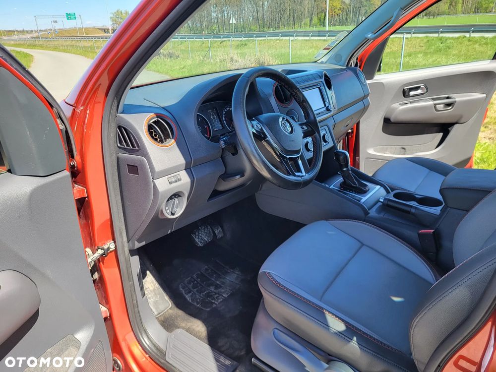 Volkswagen Amarok 2.0 BiTDI Autm Highline - 30