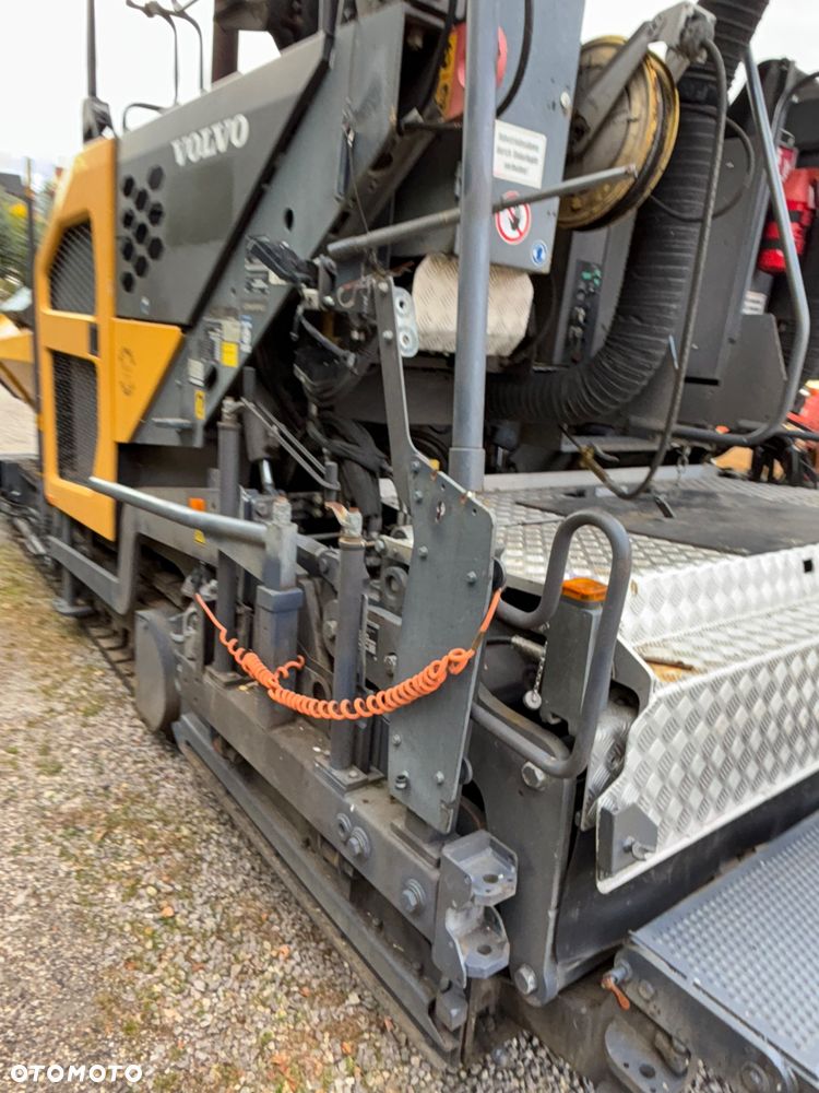 Volvo P7820C ABG Rozściełacz Asfaltu na gąsienicach 2017rok układarka 2,5-5m Niwelacja, stan bdb import - 5