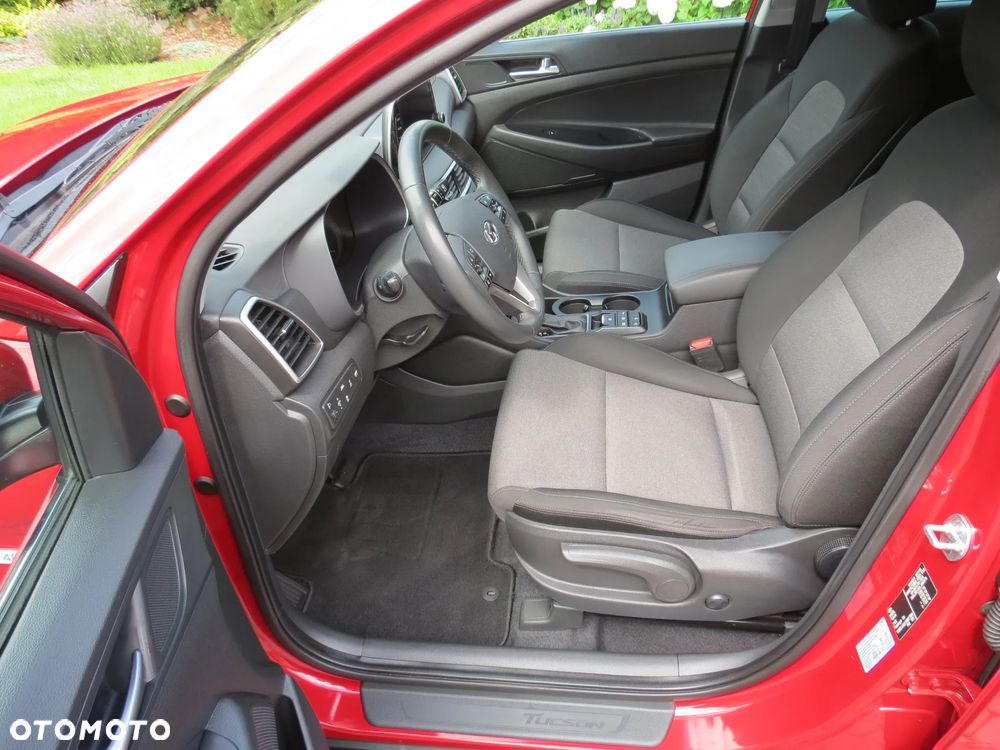 Hyundai Tucson 2.0 CRDi 4WD Automatik Style - 24