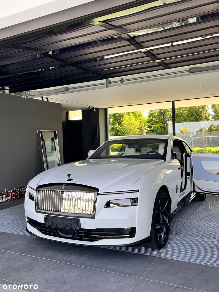 Rolls-Royce Spectre - 1