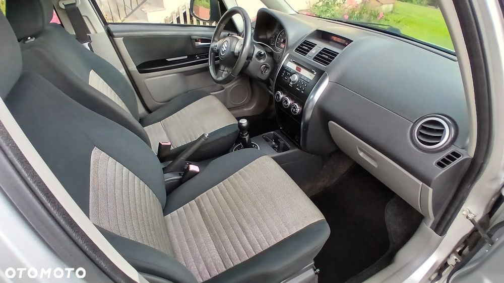 Suzuki SX4 - 18