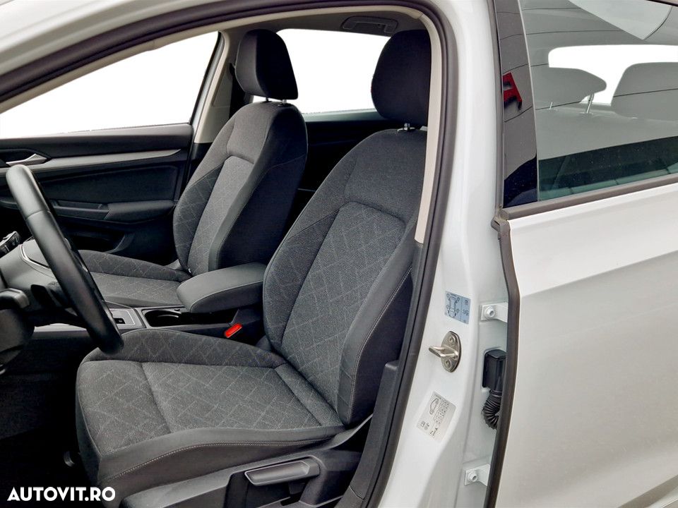 Volkswagen Golf 1.5 eTSI ACT DSG MHEV Life - 12