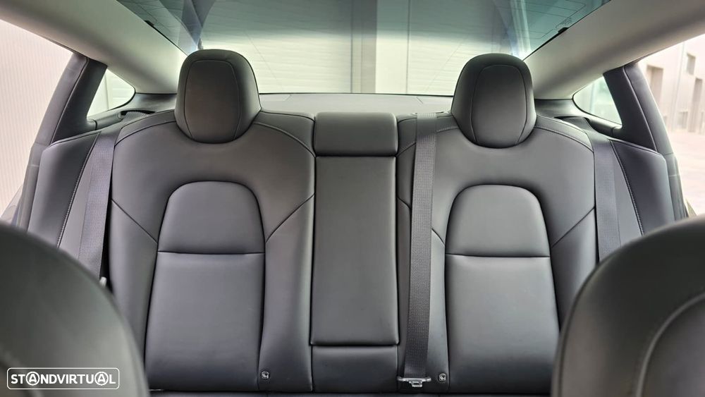 Tesla Model 3 Long Range AWD Dual Motor - 31