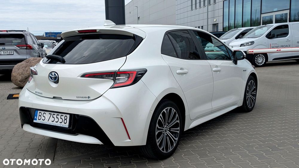 Toyota Corolla 1.8 Hybrid Comfort - 4