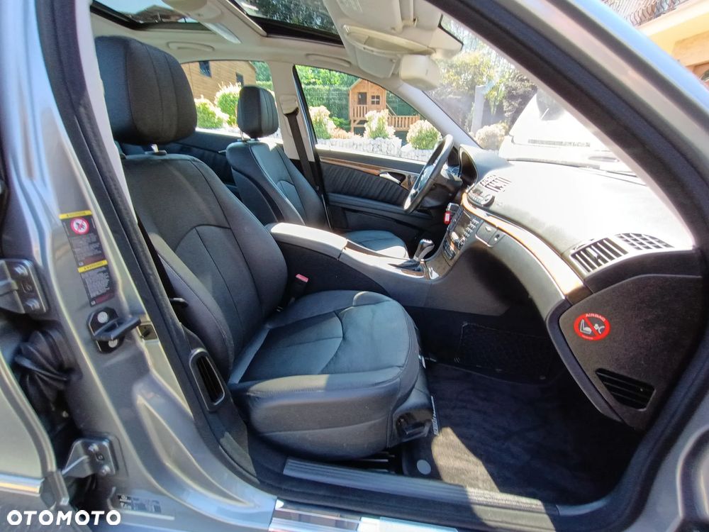 Mercedes-Benz Klasa E 300 BLUETEC Avantgarde - 37