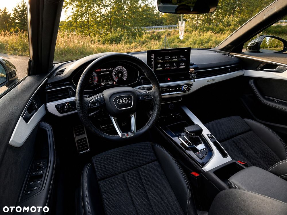 Audi A4 Limousine 45 TFSI mHEV Quattro Black Edition S tronic - 16
